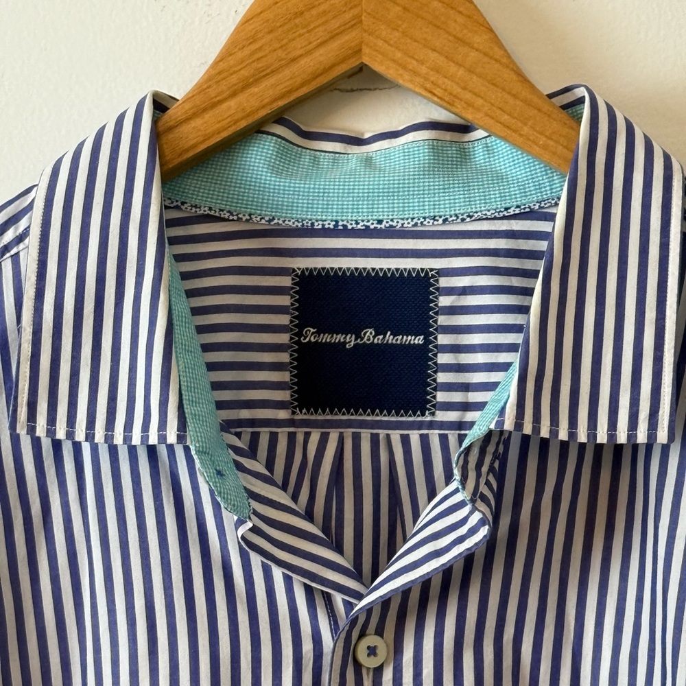 Tommy Bahama Blue & White Stripe Pima Cotton Button-Down Shirt
XL